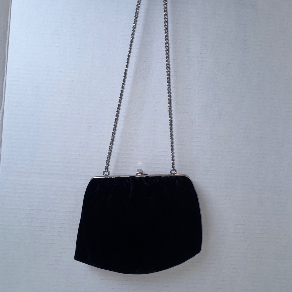 Ande Evening Bag Women Small Black Velvet Silver Chain Strap Vintage Kiss Lock